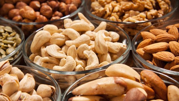 8 Amazing Dry Fruits Benefits