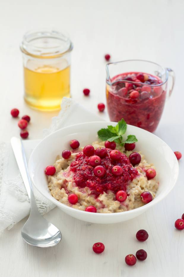 A bowl of porridge a day keeps the heart healthy, new research shows