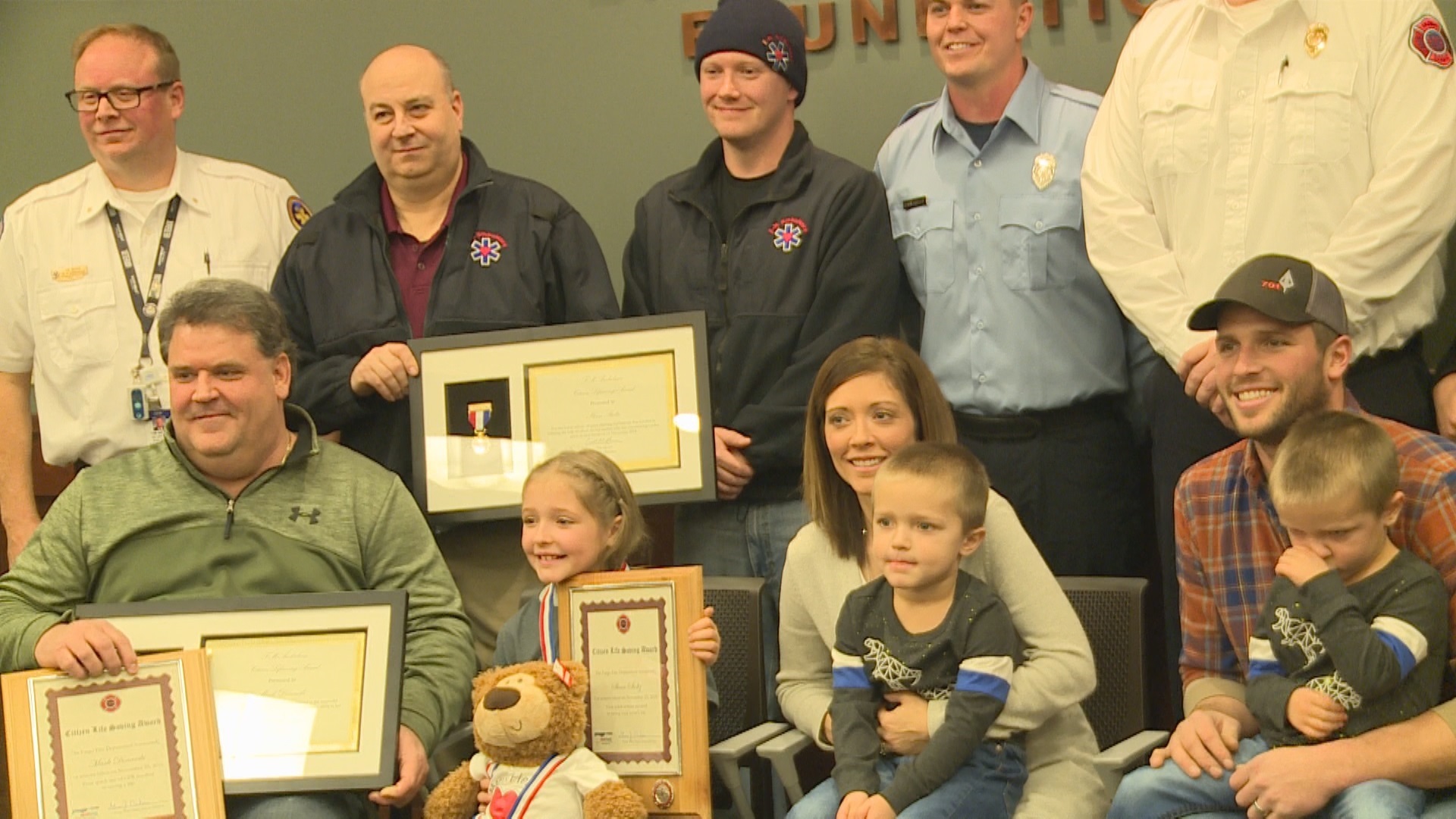 'So lucky to have her': 8-year-old, neighbor honored for saving life of Fargo mom