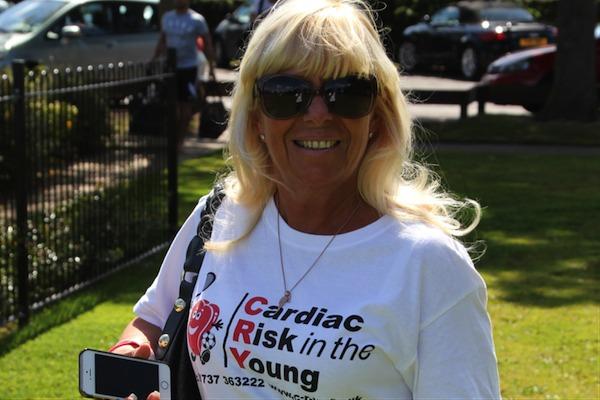 Heart screening champion Debbie wins volunteering award and PM praise